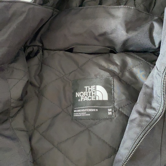 North Face Women’s Long Jacket - Picture 4 of 8